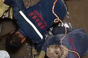 商洛电梯井堵漏施工视频